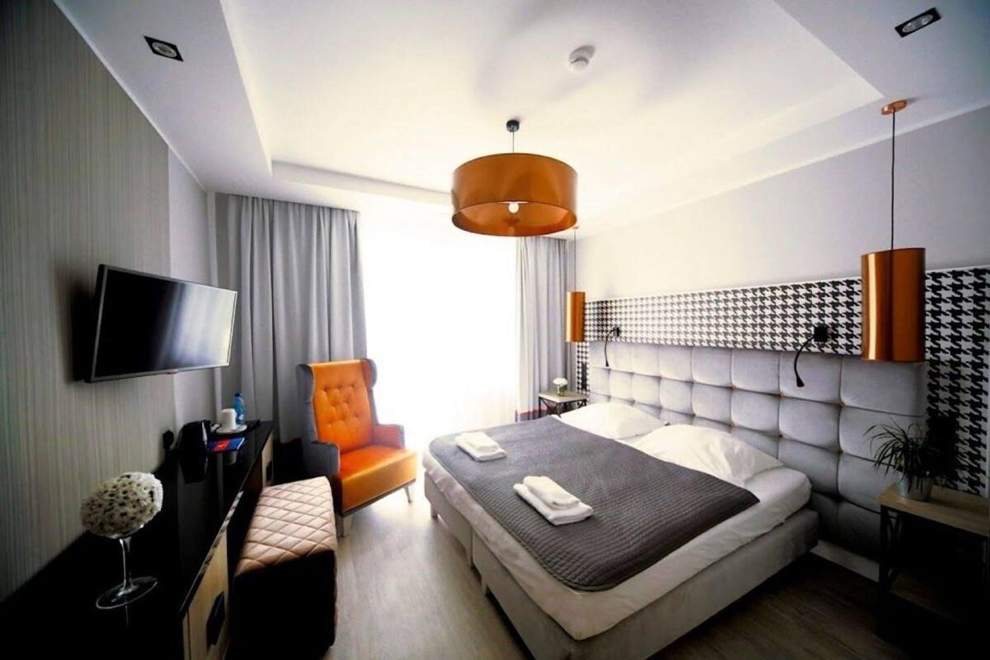 Hotel Pomaranczowa Plaza Sopot Eksteriør billede